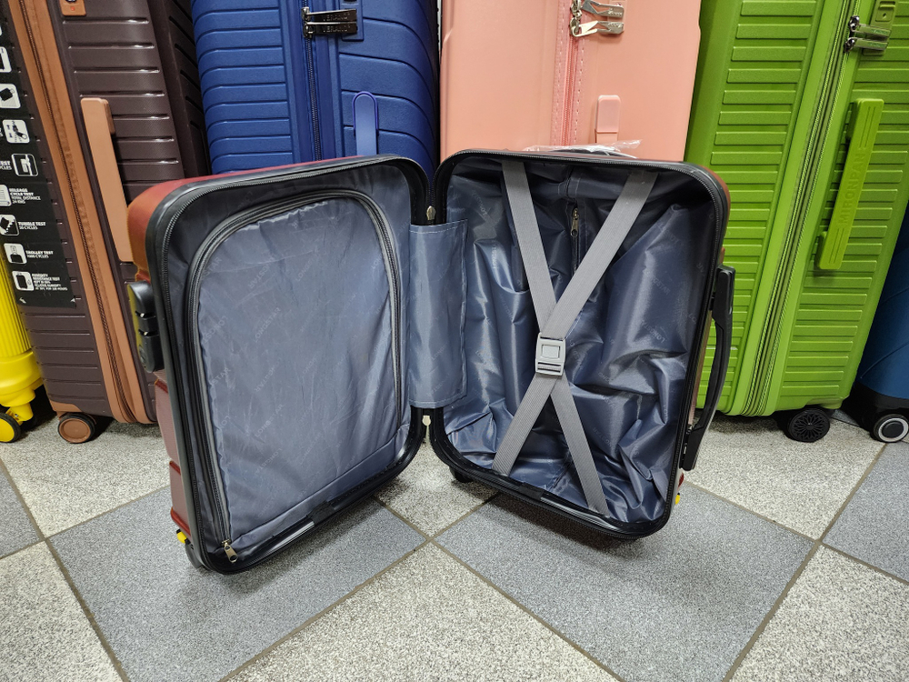 Чемодан ручная кладь 40*30*20