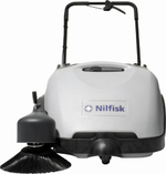 Машина подметальная NILFISK SW750 с приводом хода (АКБ гель 50Ah) 9084701010