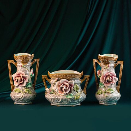 Винтаж: Парадный гарнитур из 3-х ваз с розами
