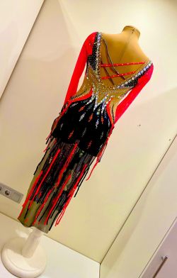 Платья для бальных танцев