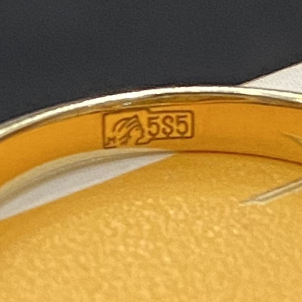 Золотое кольцо пантера с изумрудом и бриллиантами