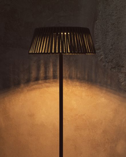 Уличный торшер Aldet на солнечных батареях зеленый, диаметр 46 см