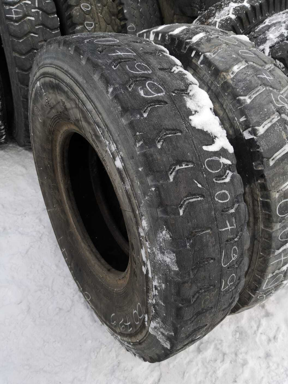 11.00R20 Китай A299 шина б/у