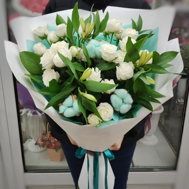 Авторский букет с хлопком цвета "TIFFANY"