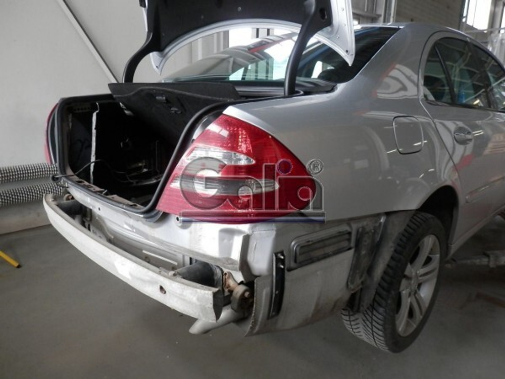 Фаркоп оцинкованный Galia M104A для Mercedes E-Class w211 седан 2002-2009(паспорт и сертификат в комплекте)(без электрики)