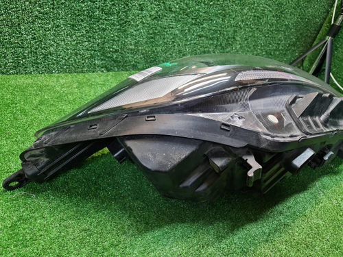 Фара правая Kia Sorento 3 UM Prime (2017-2020) LED