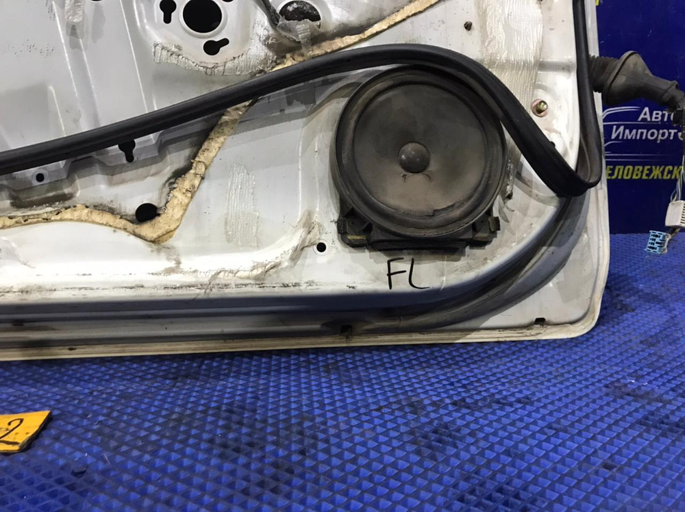 Дверь передняя левая Honda CIVIC 2001