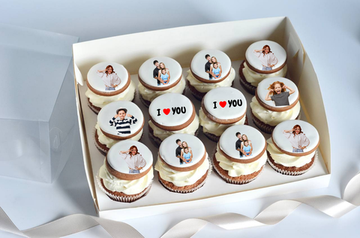 Капкейки с картинками и надписями на прянике, упаковка на 12 шт