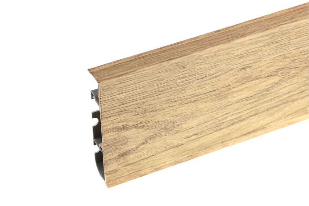 Плинтус Cezar Hi-Line 321 Дуб Пиния Светлая, 2500x75x22 мм