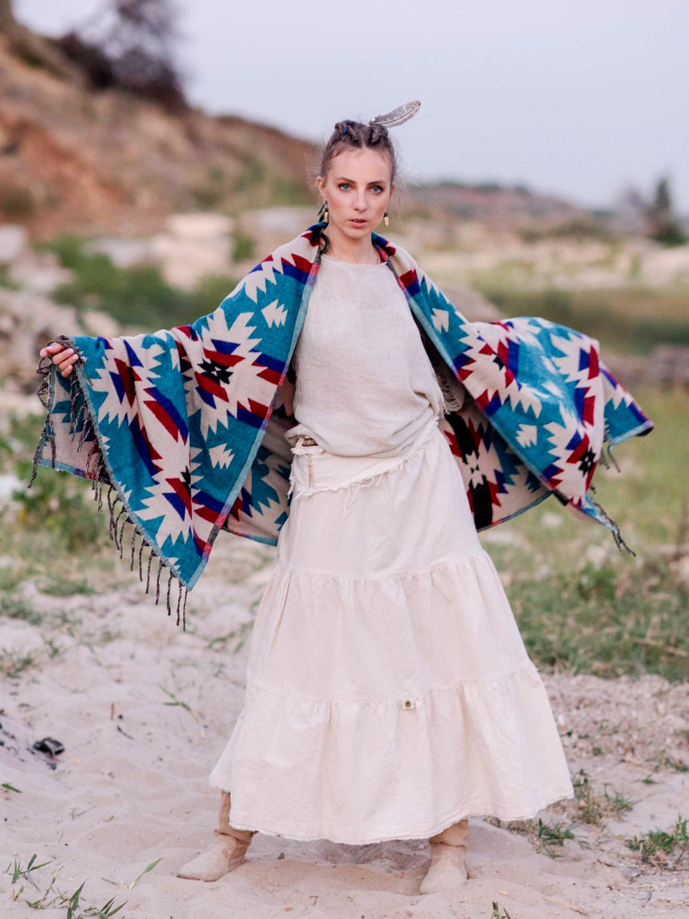 Палантин теплый с орнаментом Навахо