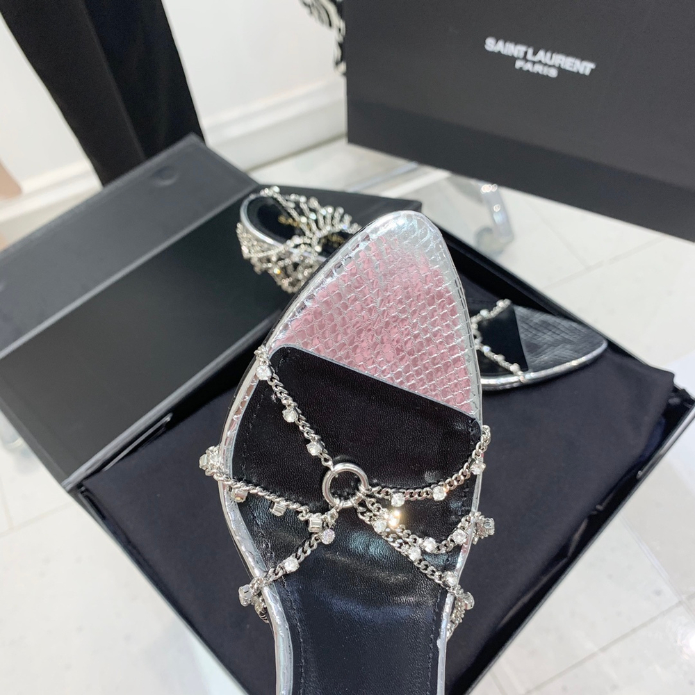 Saint Laurent Pumps