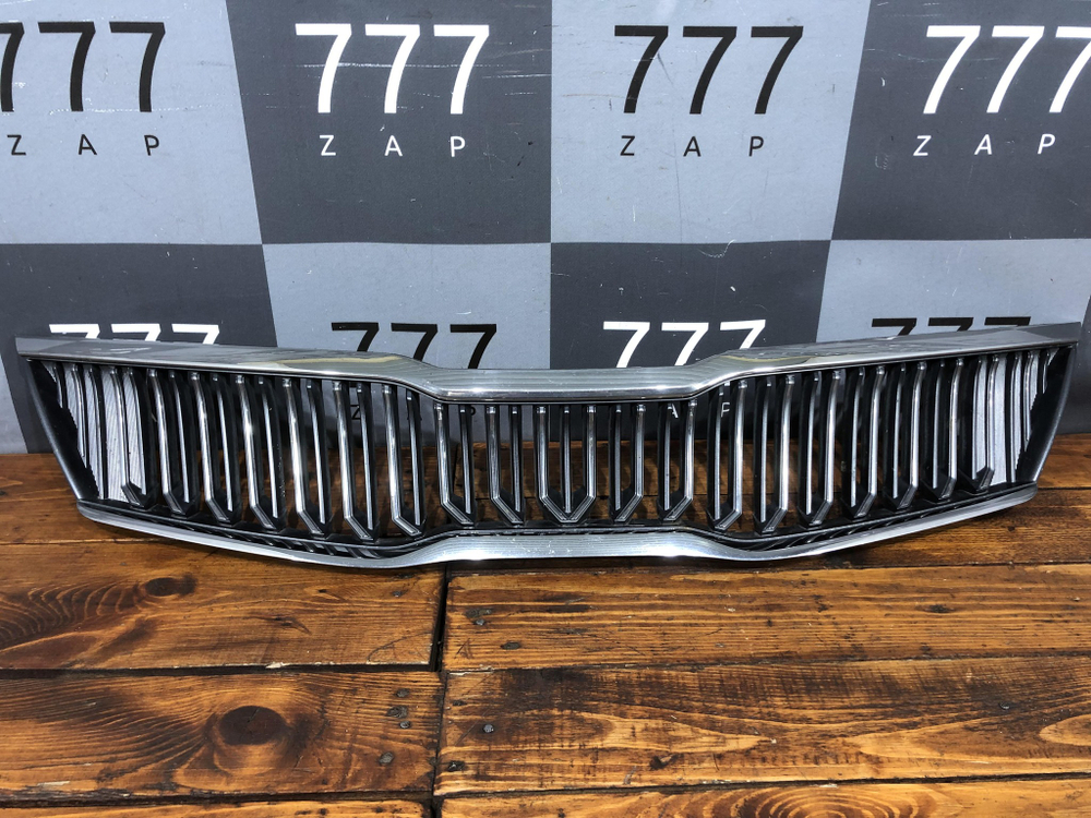 Решетка радиатора Kia Optima 4 (JF) 18-20 Б/У Оригинал 86350D4500