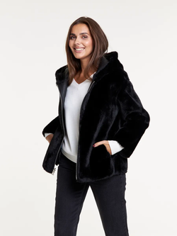Дубленка короткая зимняя, черная, Северина