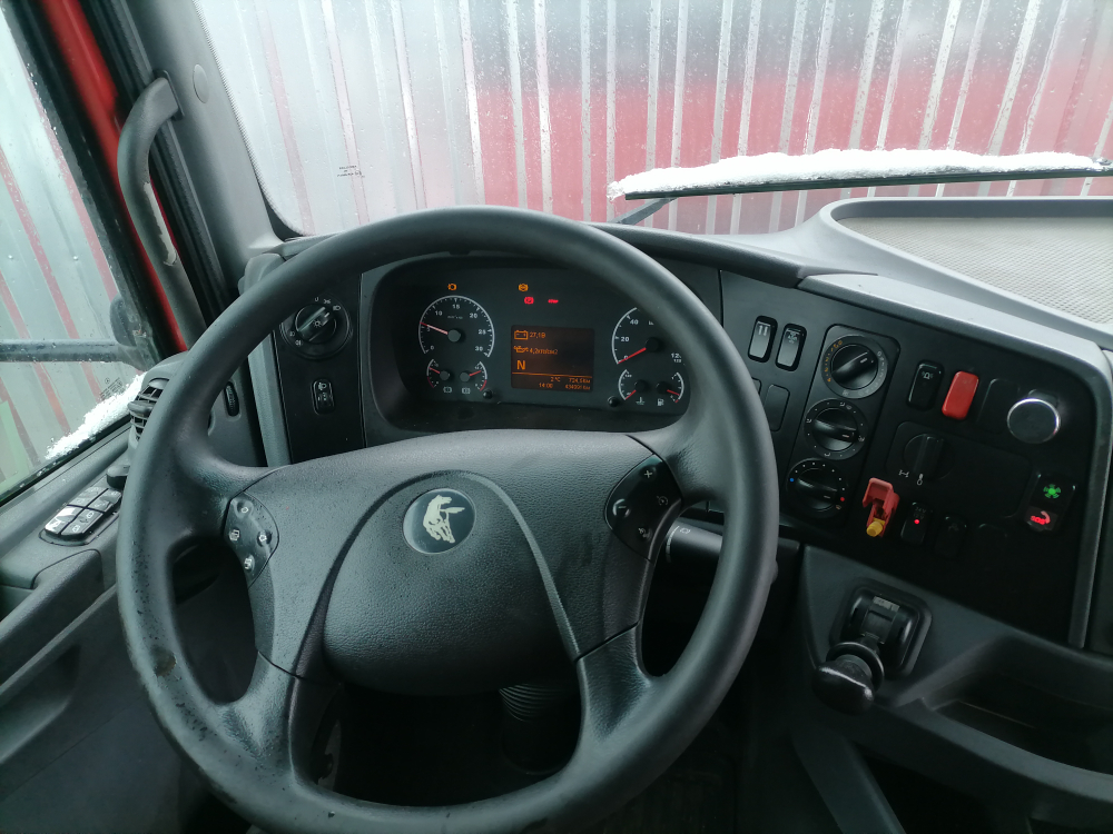 КамАЗ 5490 4x2 Седельный тягач 5490-S5 (Дизельный, 12,0 л, 401 л.с., МТ)