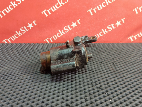 Кронштейн энергоаккумулятора правого 2024г