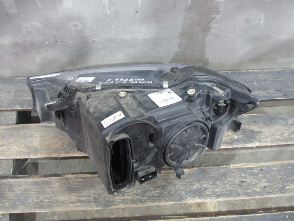 Фара правая BMW X3 (F25) 14-17 Б/У Оригинал 740001805