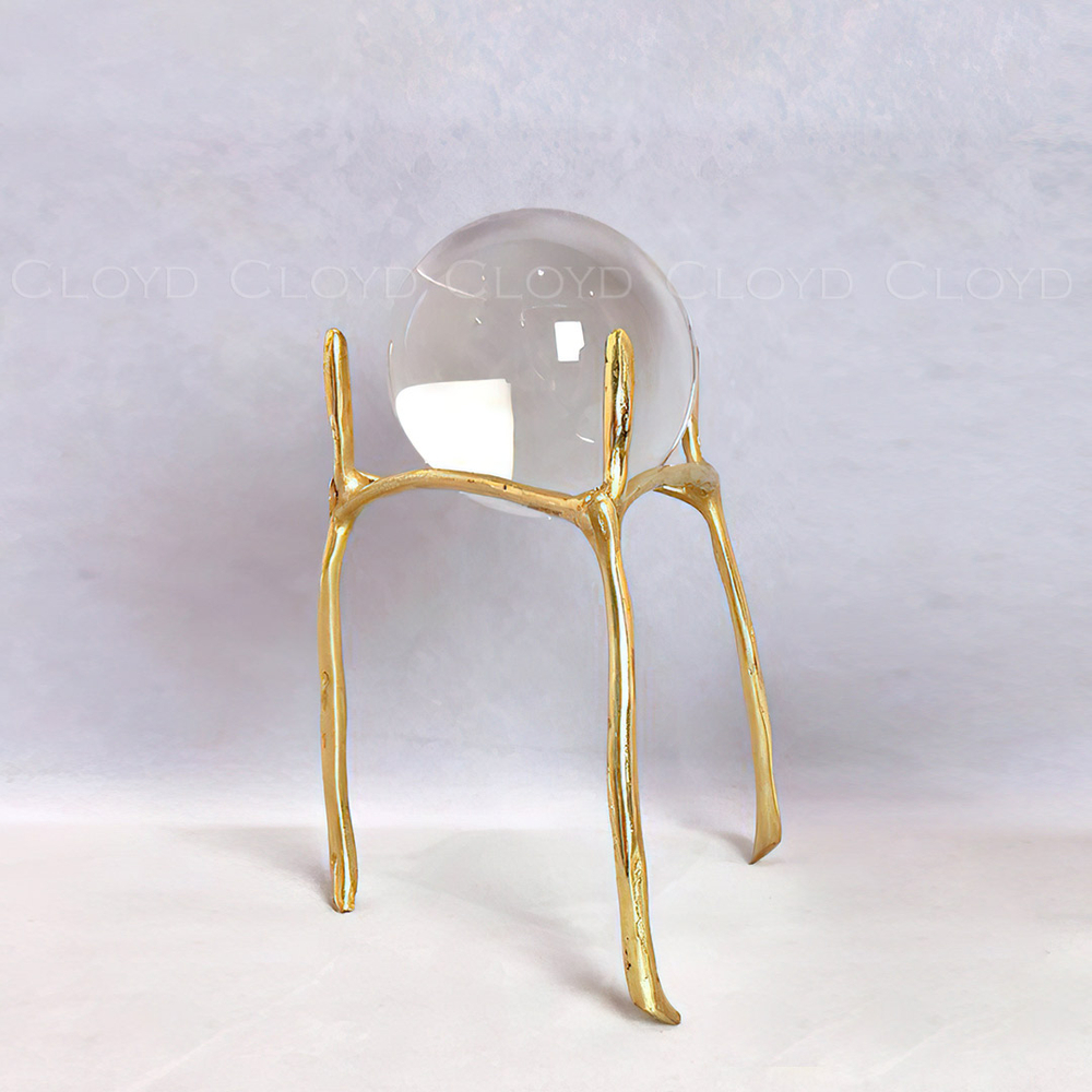 Статуэтка Cloyd арт.50163 / выс. 24 см - золото / серия 1637