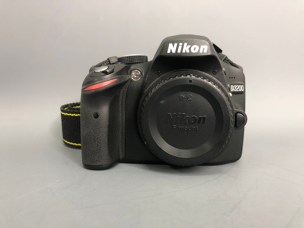 Nikon D3200 5.800 кадров