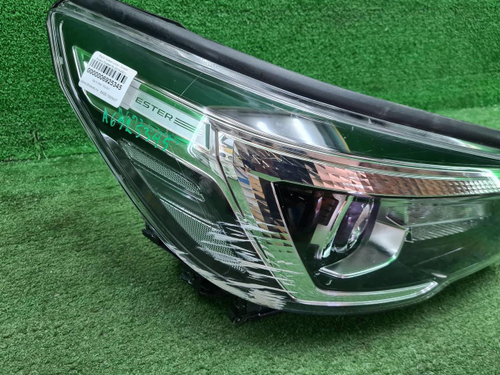 Фара правая Subaru Forester 5 SK (2018-2021) LED