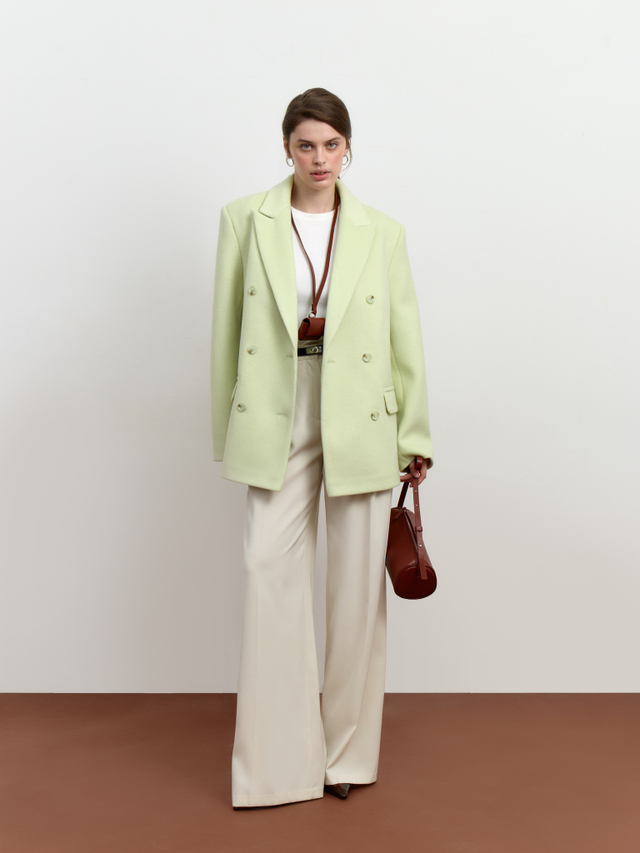 Пальто двубортное прямого силуэта