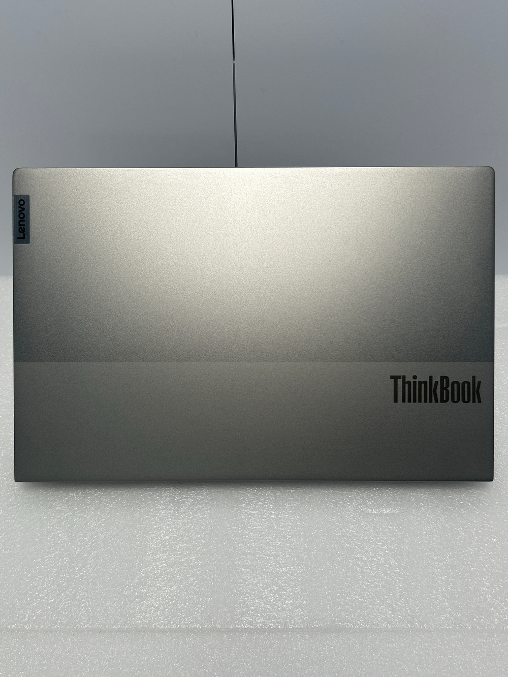 Ноутбук Lenovo ThinkBook 15 G2 ITL (20VE00UCRU) 15.6"/Intel Core i5 1135G7/RAM 8GB/SSD 256GB/Intel Iris Xe Graphics/1920x1080 IPS/WINDOWS 11/Подсветка кл-ры: LED. Состояние: Уценка/ царапины на матрице