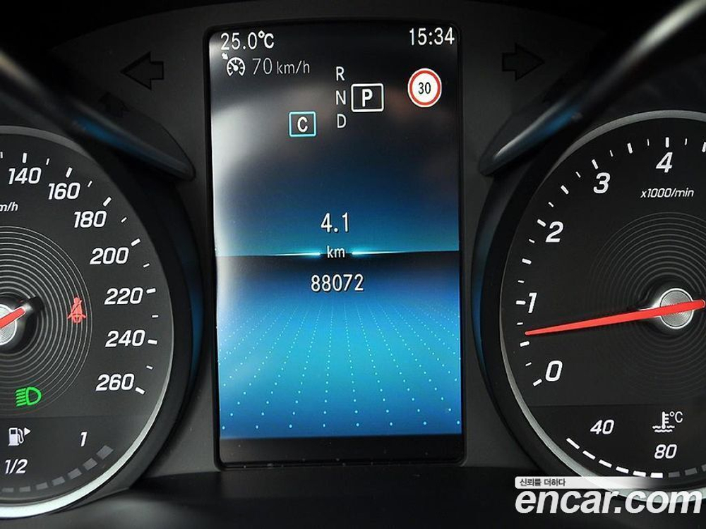 Mercedes-Benz C-Class W205 C200 Cabriolet (09.2019)