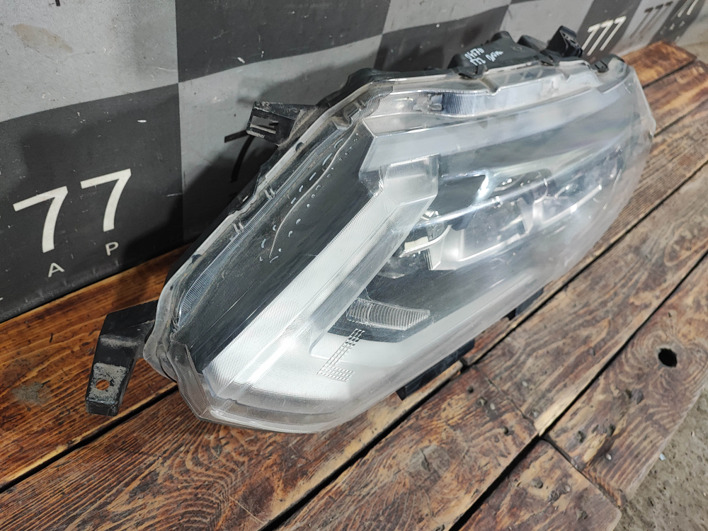 Фара левая LED с дефектами Nissan X-Trail 3 (T32) 17-23 Б/У Оригинал 260606FP8B