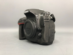 Nikon D300S 8.020 кадров