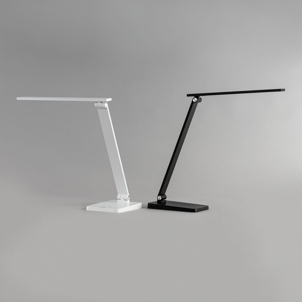 Citilux Ньютон CL803080 Настольный светильник с диммером Белый