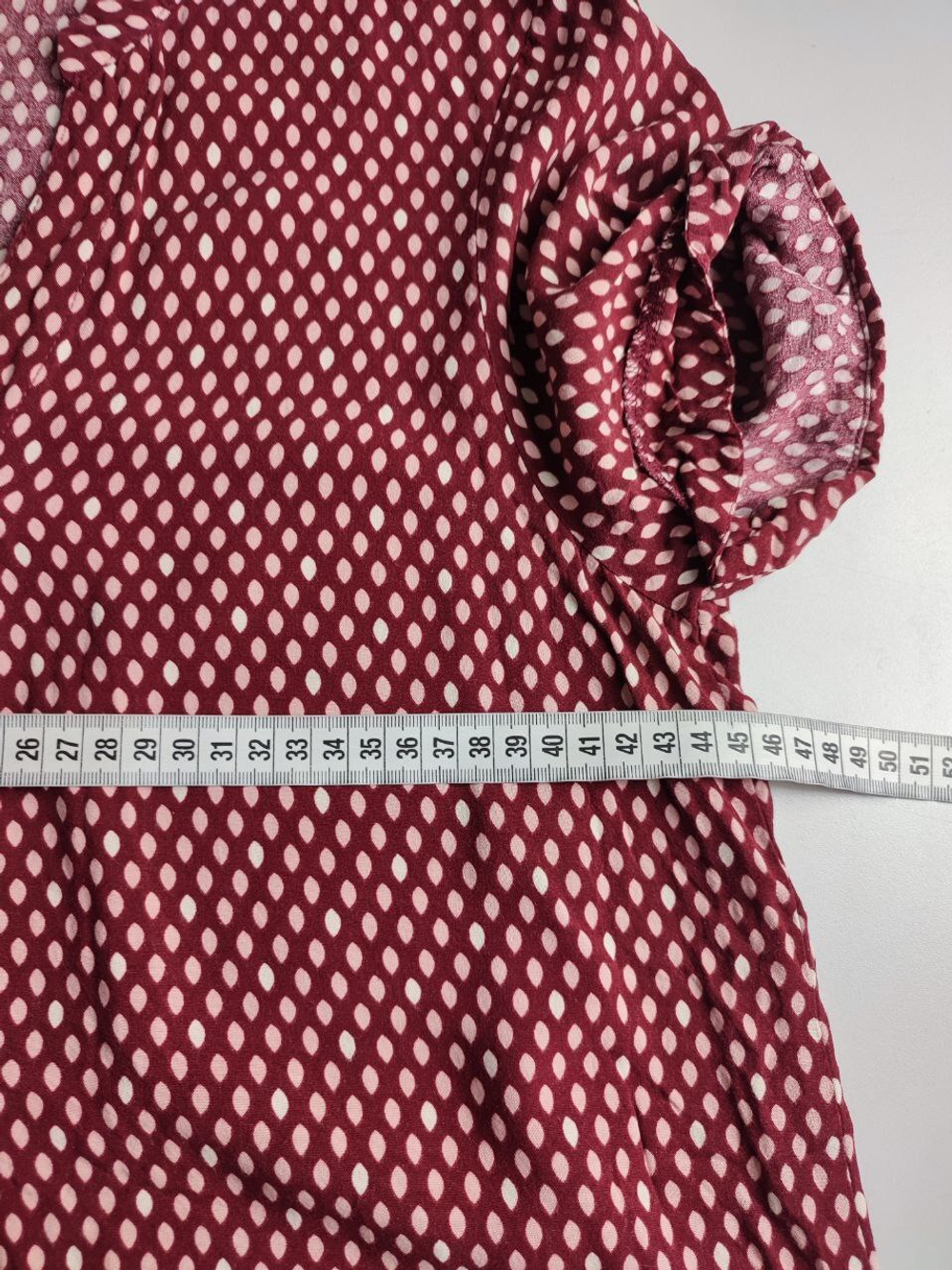 Платье H&M тонкое из вискозы на 40 размер