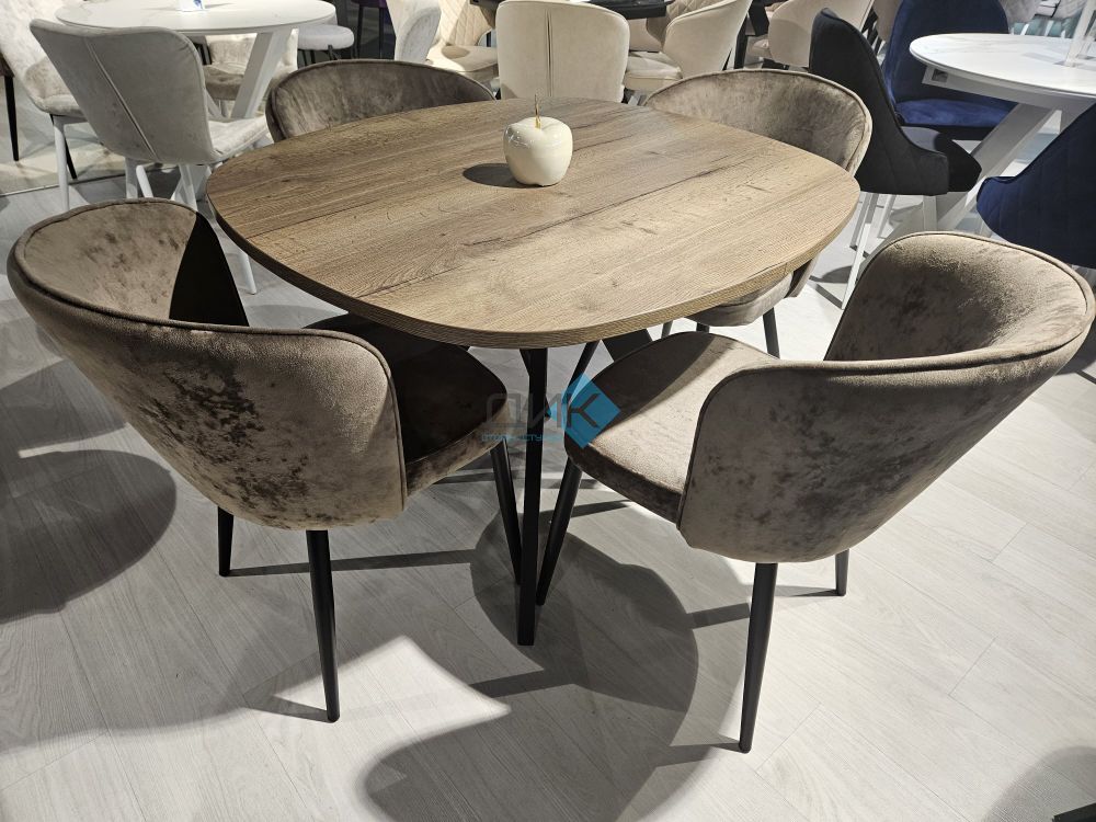 Стол DikLine В110 опоры чёрные