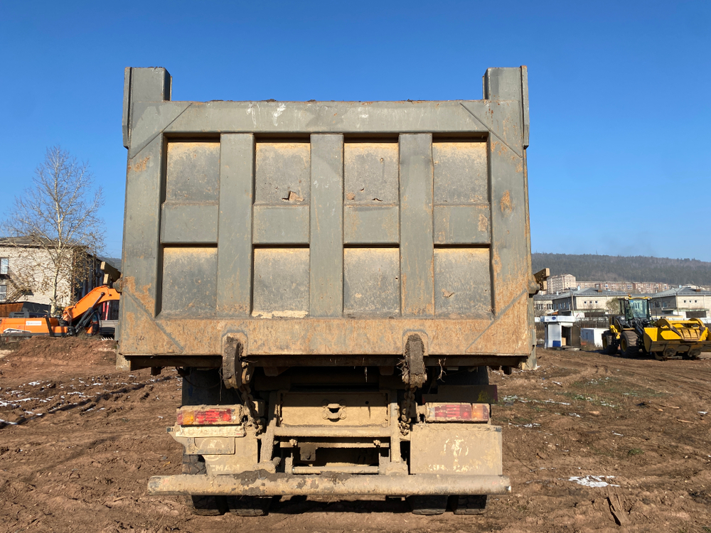 Shacman (Shaanxi) SX* 6x6 Самосвал SX32586T385 (Дизельный, 11,6 л, 369 л.с., МТ)