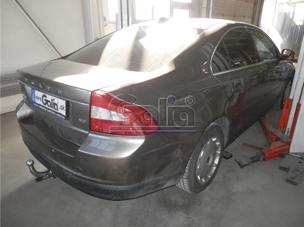 Фаркоп оцинкованный Galia V079C для Volvo S80 2006-2010, Volvo V70 2007-2016(паспорт и сертификат в комплекте)(без электрики)