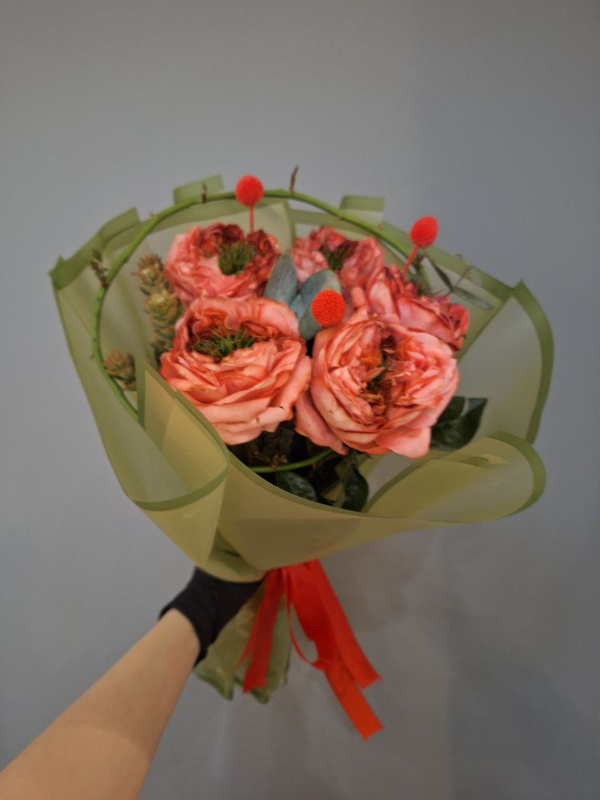 Букет с розой "Мандарин Экспрешн" и краспедией Букет с розой "Мандарин Экспрешн" и краспедией