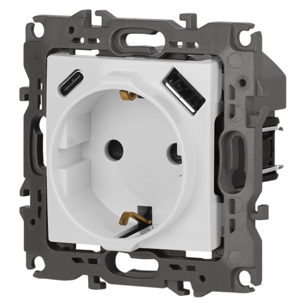 Розетка ЭРА Серия 12 12-4108-01 2P+E 16A-250В со шторками с USB type-A+C 5В-3А белый