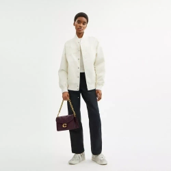 COACH СУМКА ЧЕРЕЗ ПЛЕЧО TABBY С ЦЕПОЧКОЙ И СТЕЖКОЙ, БОРДОВЫЙ