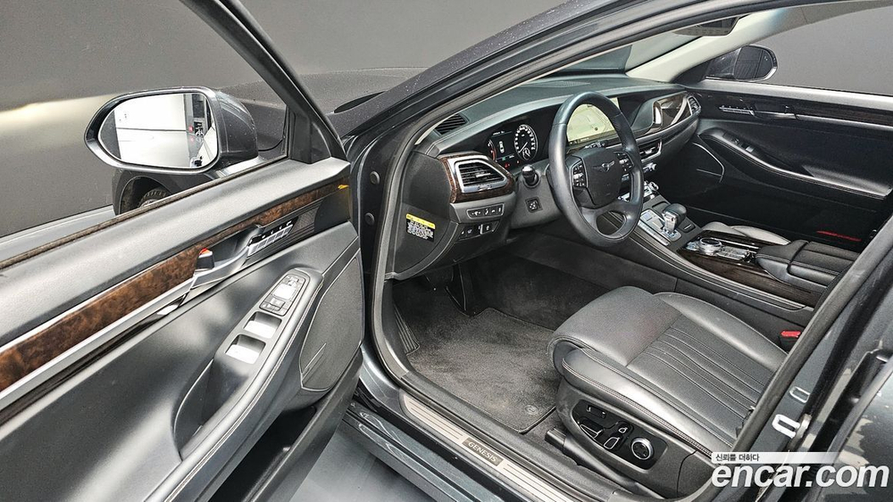 Genesis G90 3.8 AWD (12.2019)