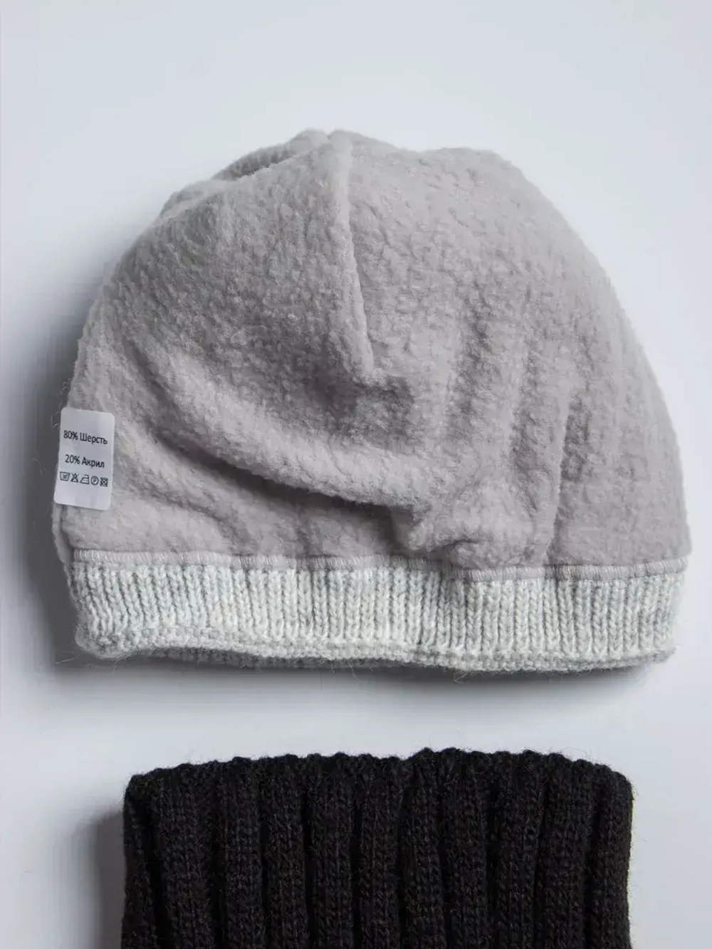 Шапка зимняя для девочки с помпоном и снуд