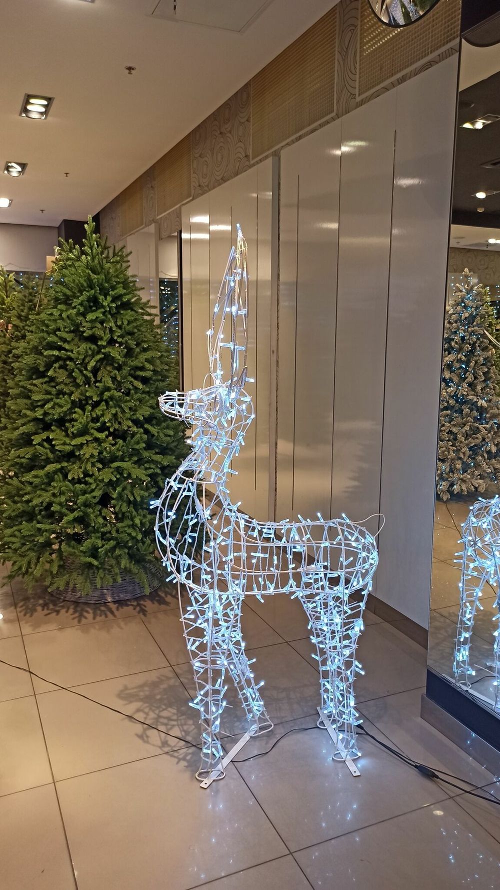 Световая фигура «Олень» с классическим каркасом