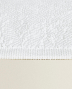 Zara Home - Гладкий нескользящий коврик для ванной, белый, 50x70 см