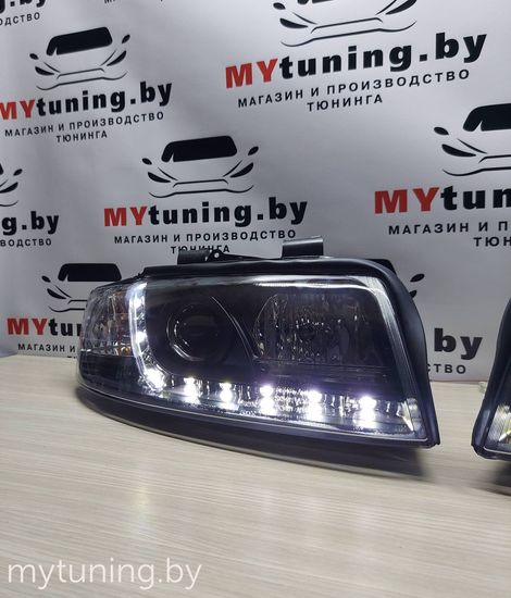 Передние фары daylight black для Audi A4 B6