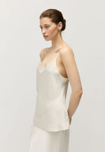 Топ на тонких бретелях