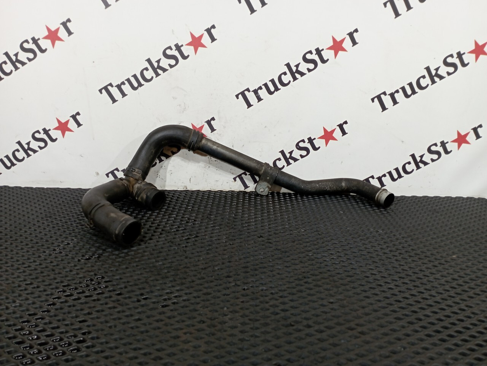 Трубка вентиляции картерных газов 2017г.