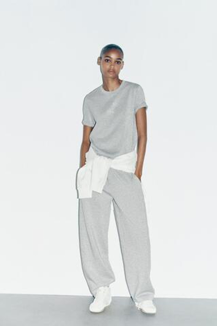 ZARA ФУТБОЛКА С МЕТАЛЛИЗИРОВАННОЙ НИТЬЮ, СЕРЫЙ МЕЛАНЖ