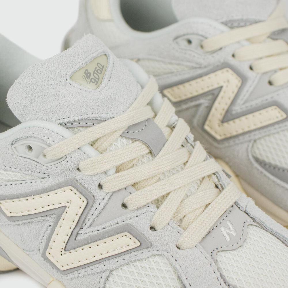 Кроссовки New Balance 9060 L.Grey Wmns