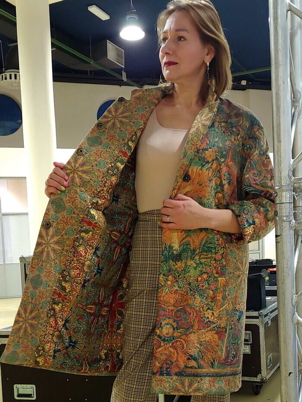 Пальто "Четыре стихии", по мотивам фламандских гобеленов 17 века "Времена года, четыре стихии"