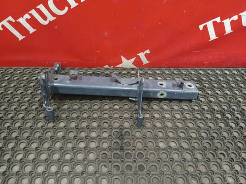 Кронштейн крыла передний левый 2019г.