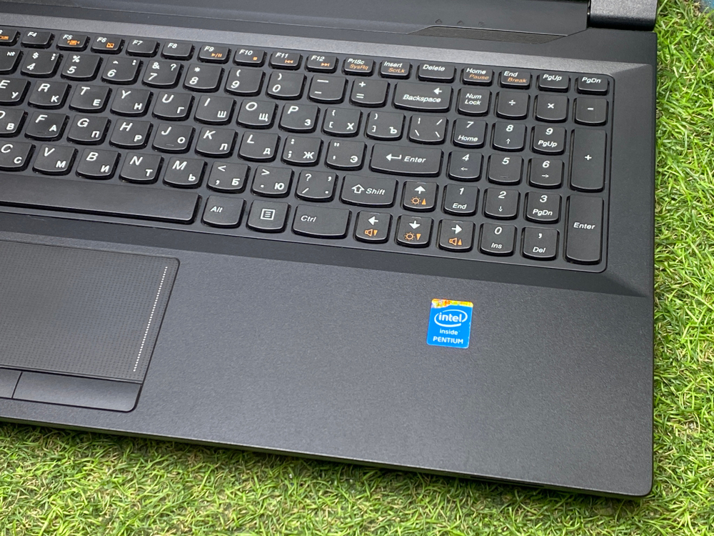 Ноутбук Lenovo 15.6" Pentium 2020M/4GB/500GB/ IdeaPad B590[59397712]/Windows 10