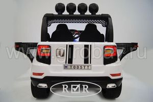 Детский электромобиль River Toys BMW T005TT белый