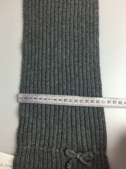 Шарф вязаный серый